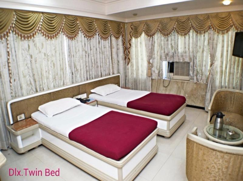 โฮเต็ล แอสช์วิน Hotel มุมไบ ภายนอก รูปภาพ