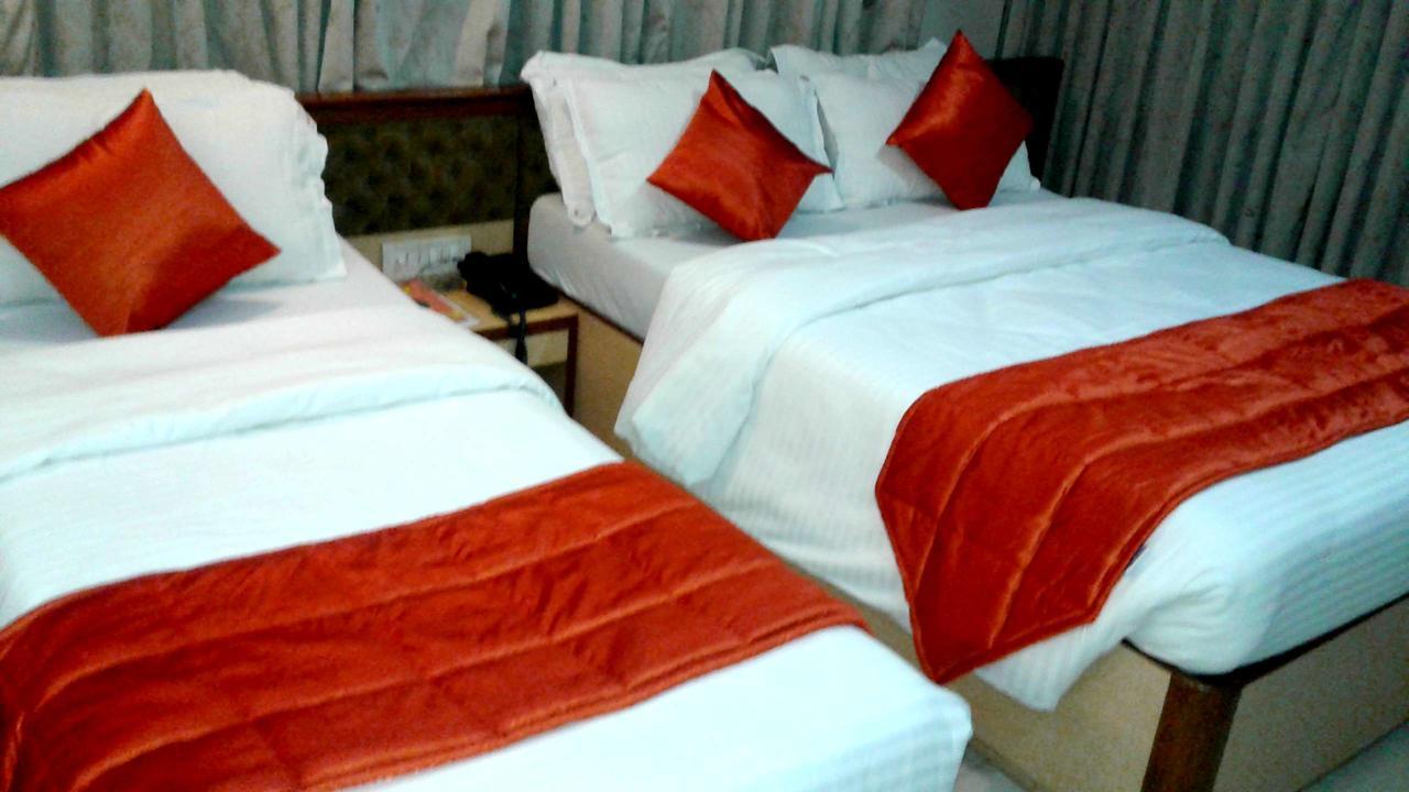โฮเต็ล แอสช์วิน Hotel มุมไบ ภายนอก รูปภาพ