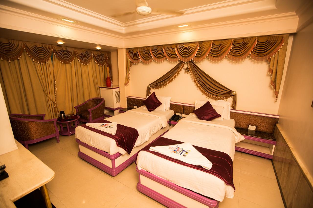 โฮเต็ล แอสช์วิน Hotel มุมไบ ภายนอก รูปภาพ