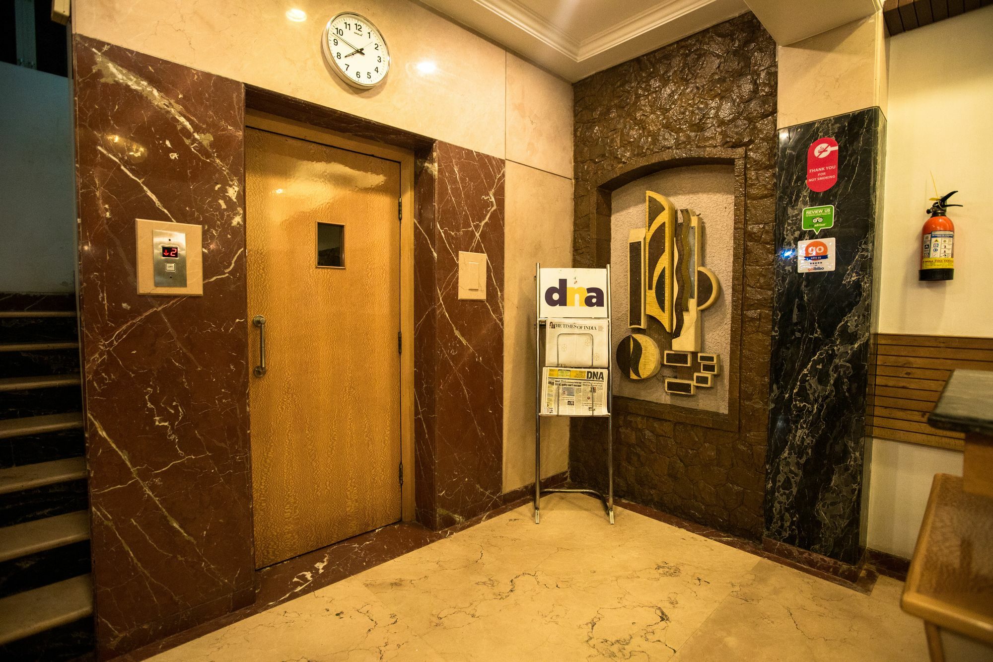 โฮเต็ล แอสช์วิน Hotel มุมไบ ภายนอก รูปภาพ